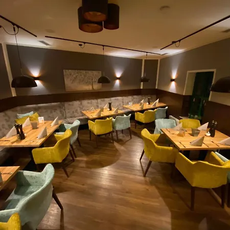 & Restaurant Elbschetal ويتير