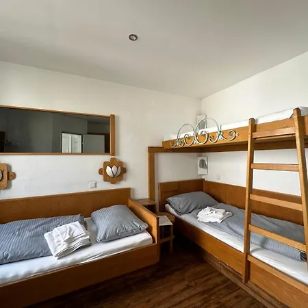 & Restaurant Elbschetal بيت ضيافة ويتير